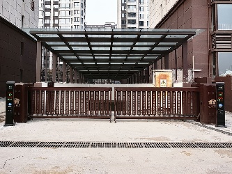 小区空降道闸